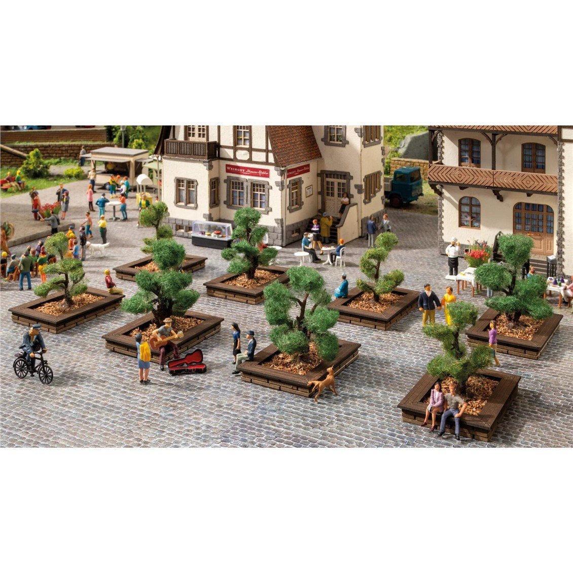Noch 21546 Süs Çalıları, 4-5 cm. 12 Adet, Diorama Malzemesi
