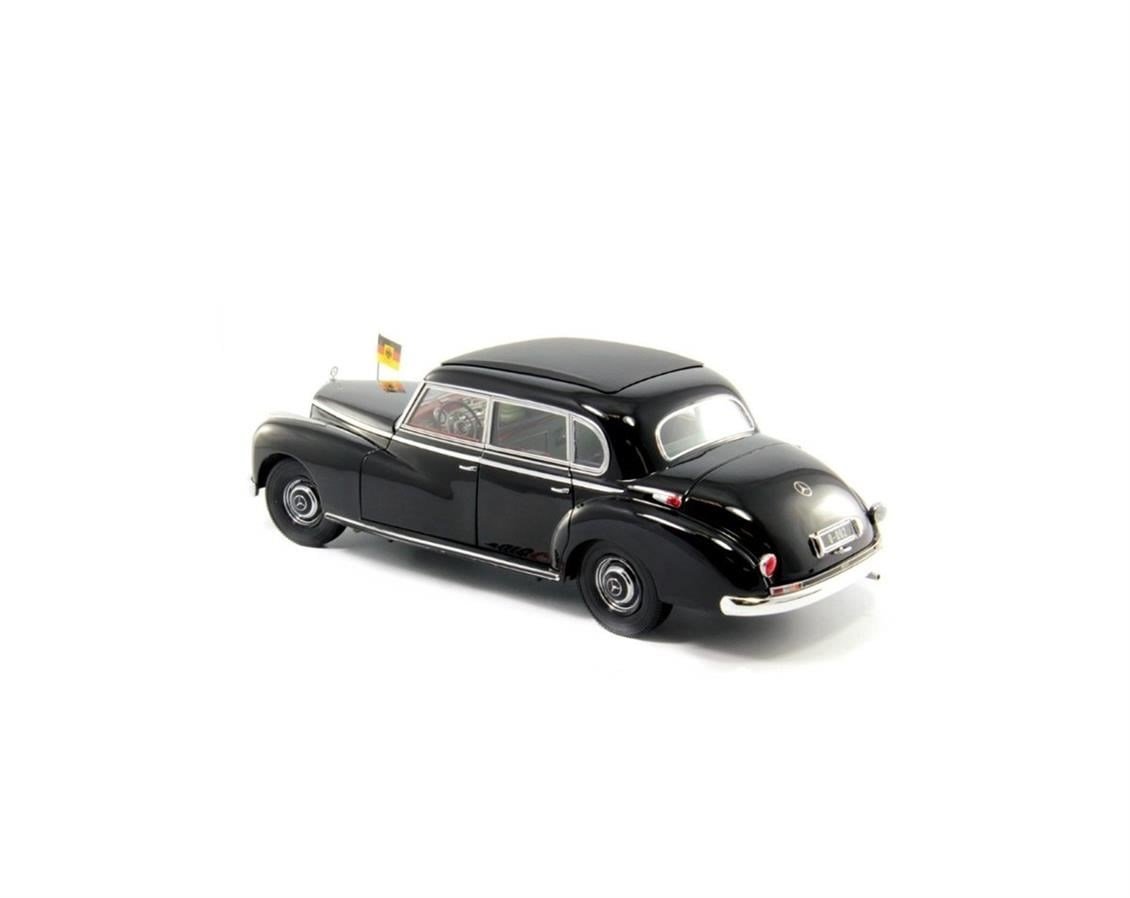 Norev B66040614 1/18 Ölçek, Mercedes Benz Type 300 Adenaurer 1951, Black, Sergilemeye Hazır Metal Araba Modeli