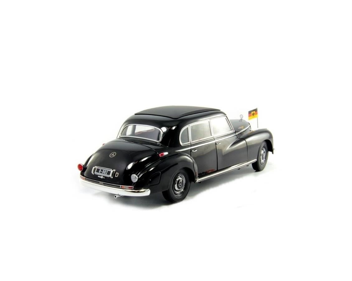 Norev B66040614 1/18 Ölçek, Mercedes Benz Type 300 Adenaurer 1951, Black, Sergilemeye Hazır Metal Araba Modeli