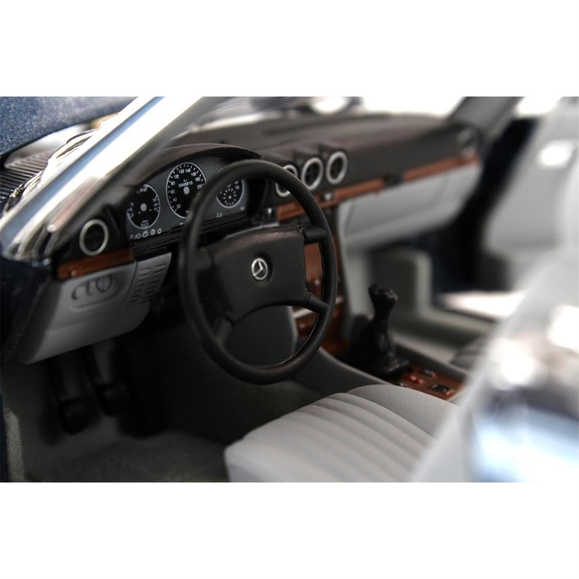 Norev B66040634 1/18 Ölçek, Mercedes Benz 300 SLR 107 1985, Lapis Blue Metallic, Sergilemeye Hazır Metal Araba Modeli