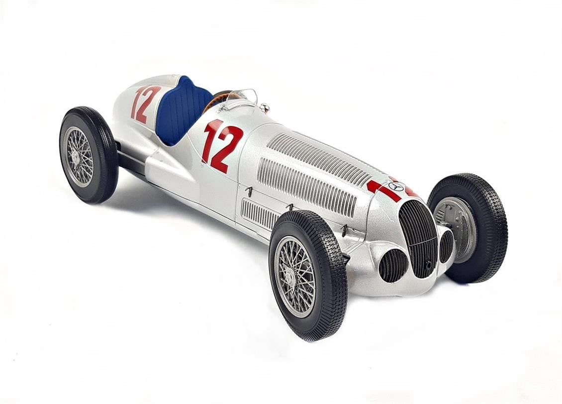 Norev B66040637 1/18 Ölçek, Mercedes Benz Rudolf Caracciola W125 #12 Winner German GP 1937, Sergilemeye Hazır Metal Araba Model
