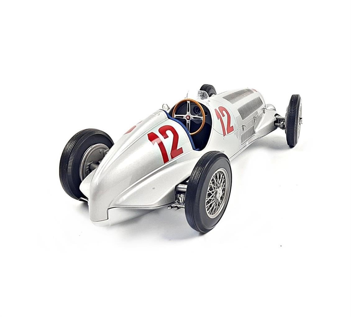 Norev B66040637 1/18 Ölçek, Mercedes Benz Rudolf Caracciola W125 #12 Winner German GP 1937, Sergilemeye Hazır Metal Araba Model