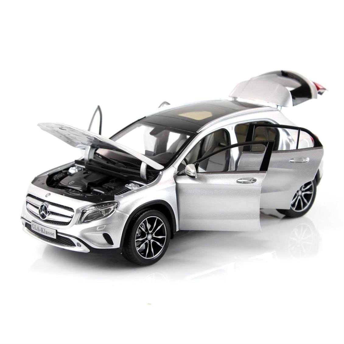Norev B66960267 1/18 Ölçek, Mercedes Benz GLA (X156) 2013, Polar Silver Metallic, Sergilemeye Hazır Metal Araba Modeli