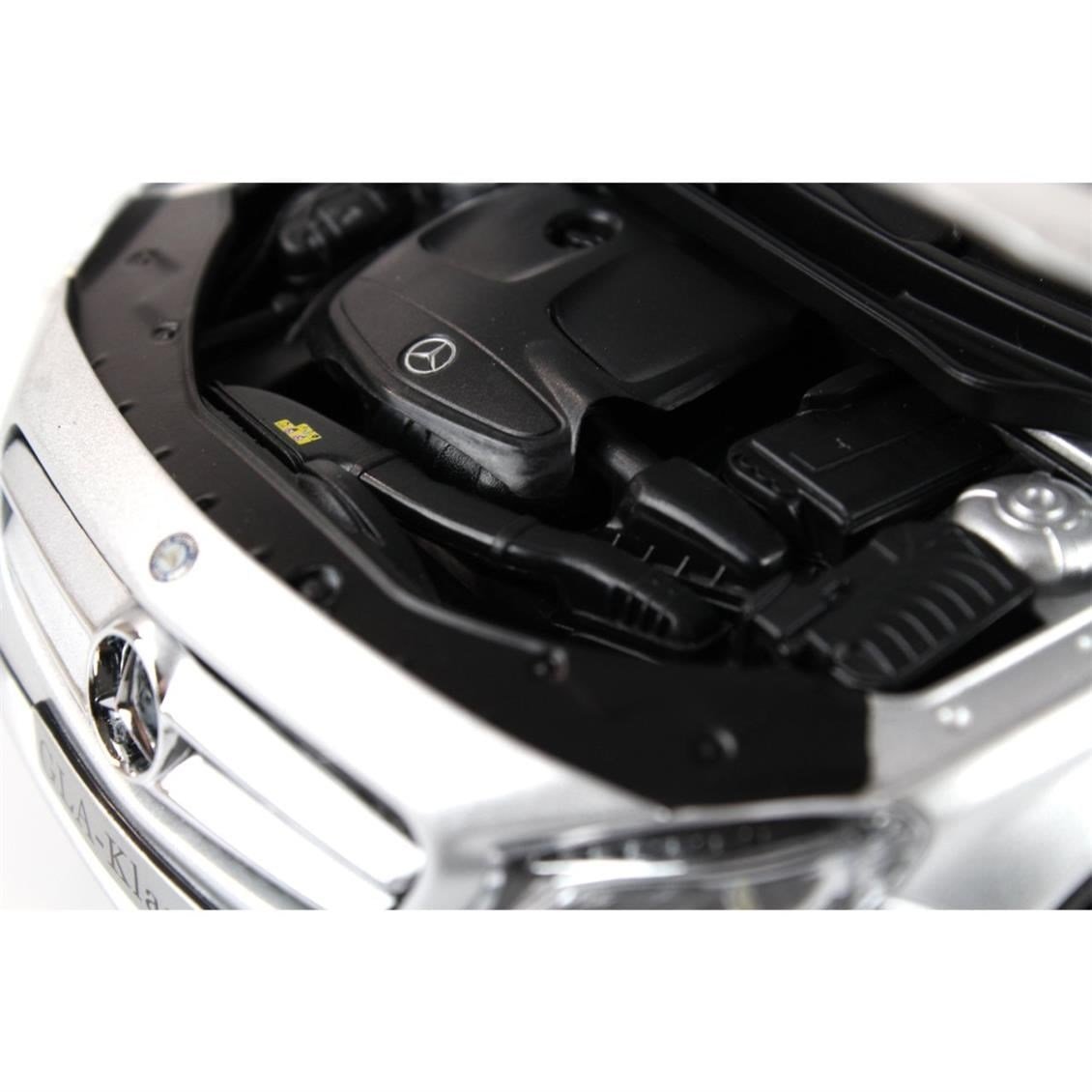 Norev B66960267 1/18 Ölçek, Mercedes Benz GLA (X156) 2013, Polar Silver Metallic, Sergilemeye Hazır Metal Araba Modeli
