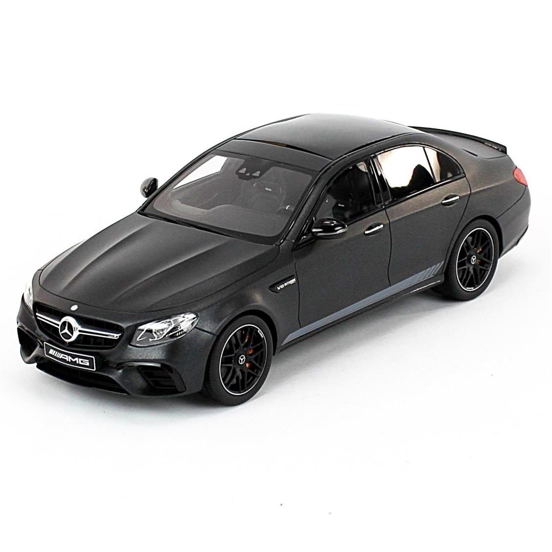 Norev B66963111 1/18 Ölçek, Mercedes-AMG E63 4MATIC + Edition-1 Night Black, Sergilemeye Hazır Metal Araba Modeli