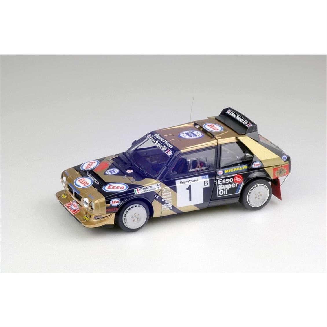 Nunu BX24034 1/24 Ölçek, Lancia Delta S4 (1986 Catalunya Rally Winner), Otomobil Plastik Model Kiti