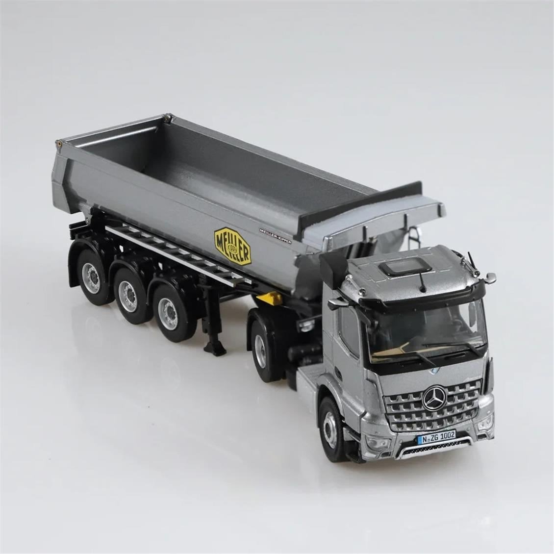 NZG 1002/55 1/50 Ölçek, Mercedes-Benz AROCS Damperli Kırkayak Treyler, Gri, Sergilemeye Hazır Metal Model