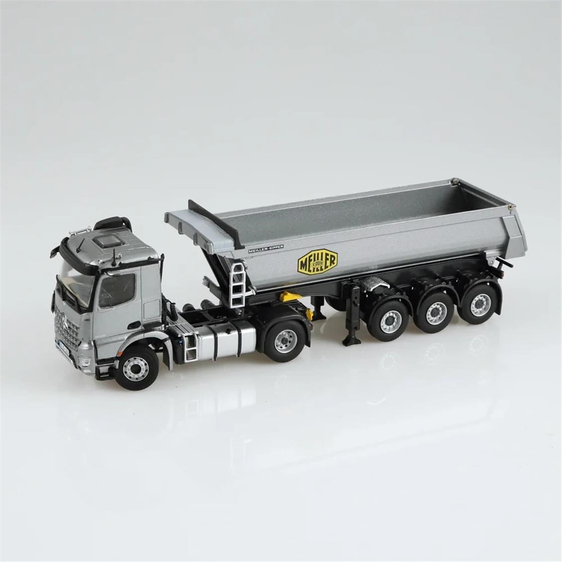 NZG 1002/55 1/50 Ölçek, Mercedes-Benz AROCS Damperli Kırkayak Treyler, Gri, Sergilemeye Hazır Metal Model
