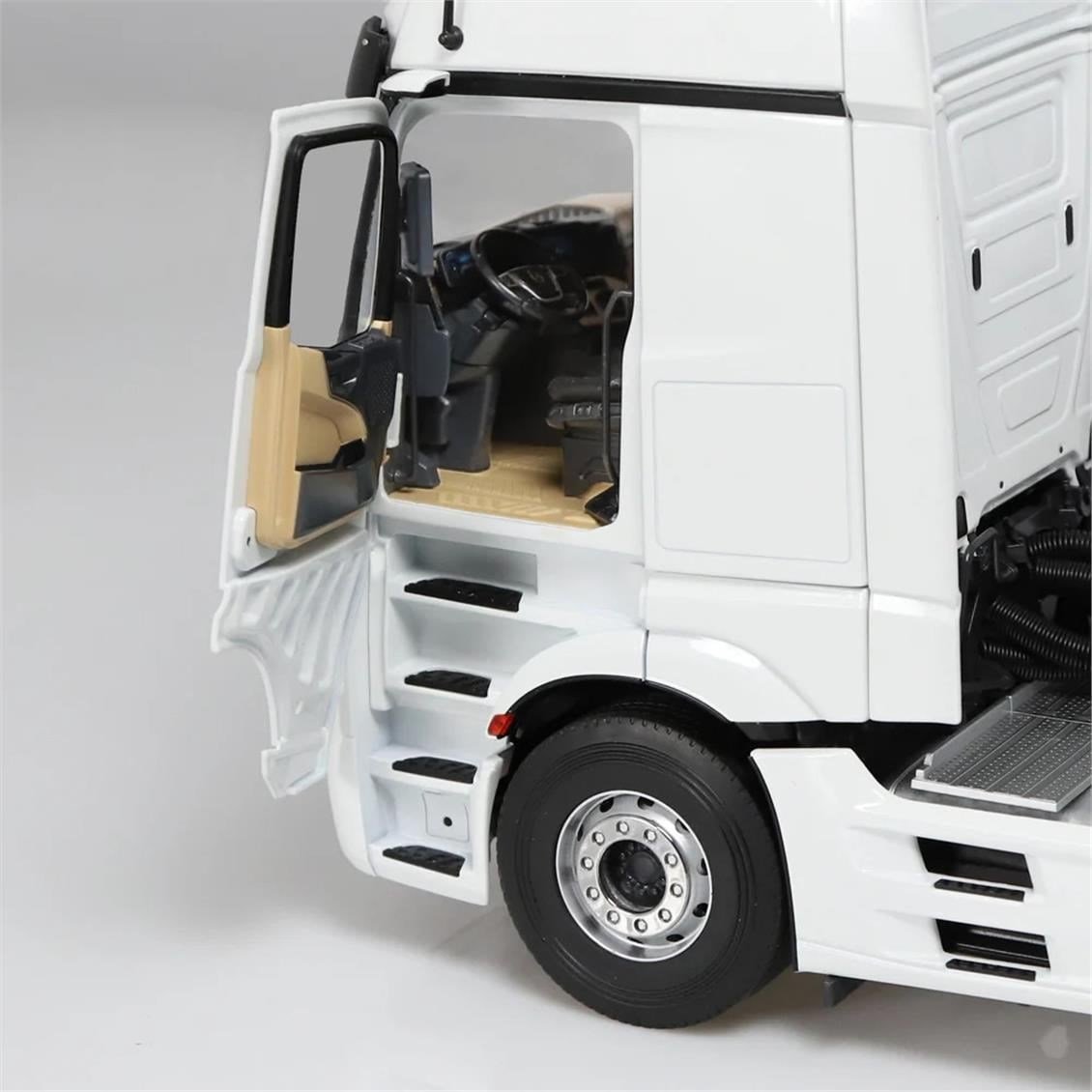 NZG 1024/40 1/18 Ölçek, Mercedes-Benz ACTROS Giga (Cam), Beyaz, Sergilemeye Hazır Metal Model