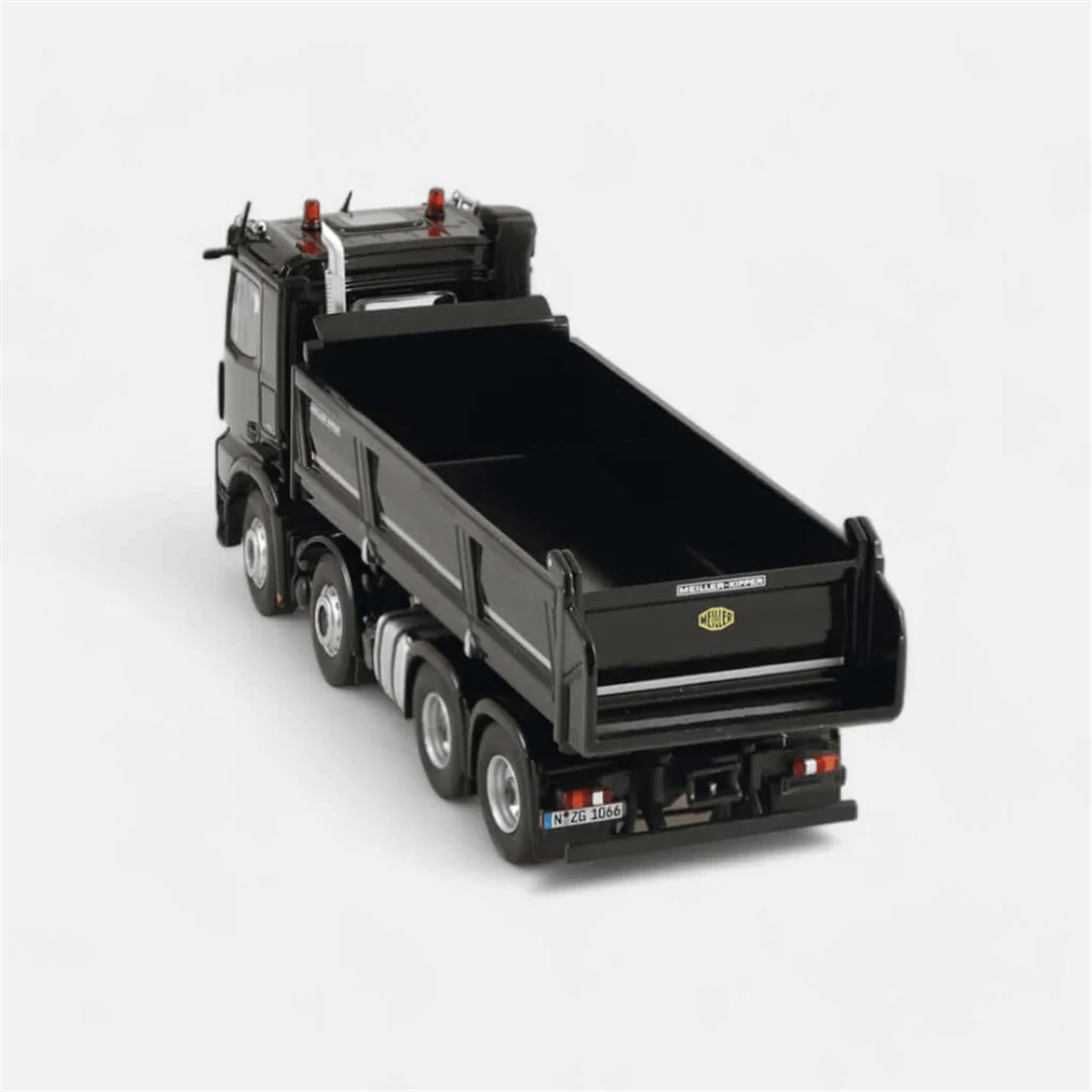 NZG 1066/50 1/50 Ölçek, Mercedes-Benz Arocs 8x4 Meiller Damperli Kamyon, Siyah, Sergilemeye Hazır Metal Model