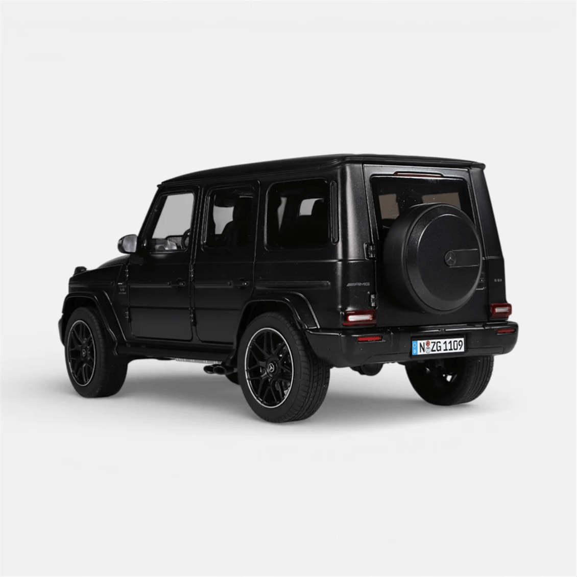 NZG 1109/52 1/18 Ölçek, Mercedes-AMG G 63 4x4 Arazi Aracı, Gece Siyahı, Sergilemeye Hazır Metal Model