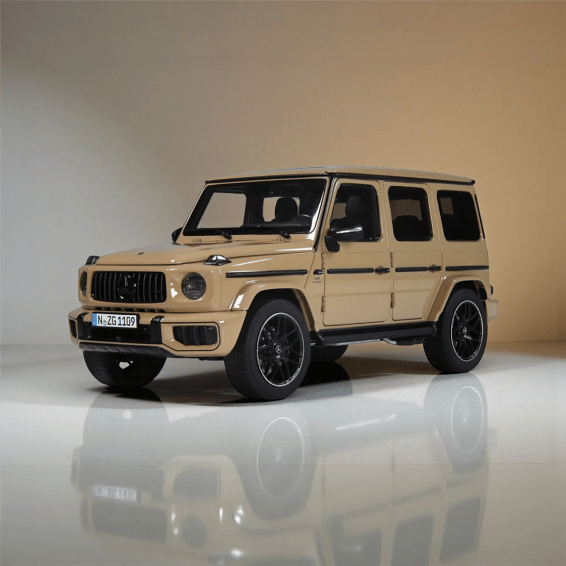 NZG 1109/69 1/18 Ölçek, Mercedes-AMG G 63 4x4 Arazi Aracı, Çöl Beji, Sergilemeye Hazır Metal Model