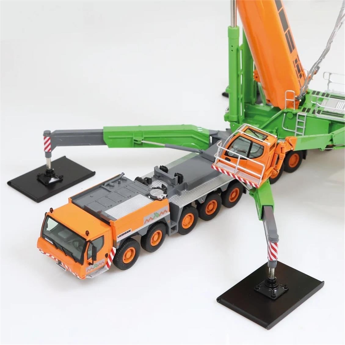 NZG 732/34 1/50 Ölçek, LIEBHERR LTM 11200 Mobil Vinç (MPM), Sergilemeye Hazır Metal Model