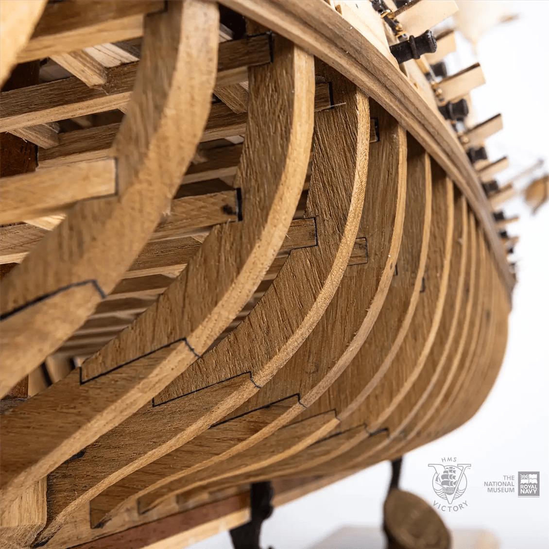 Occre  PR001 1/87 Ölçek, HMS Victory, 118 cm. Yelkenli İngiliz Savaş Gemisi, Ahşap Model Kiti
