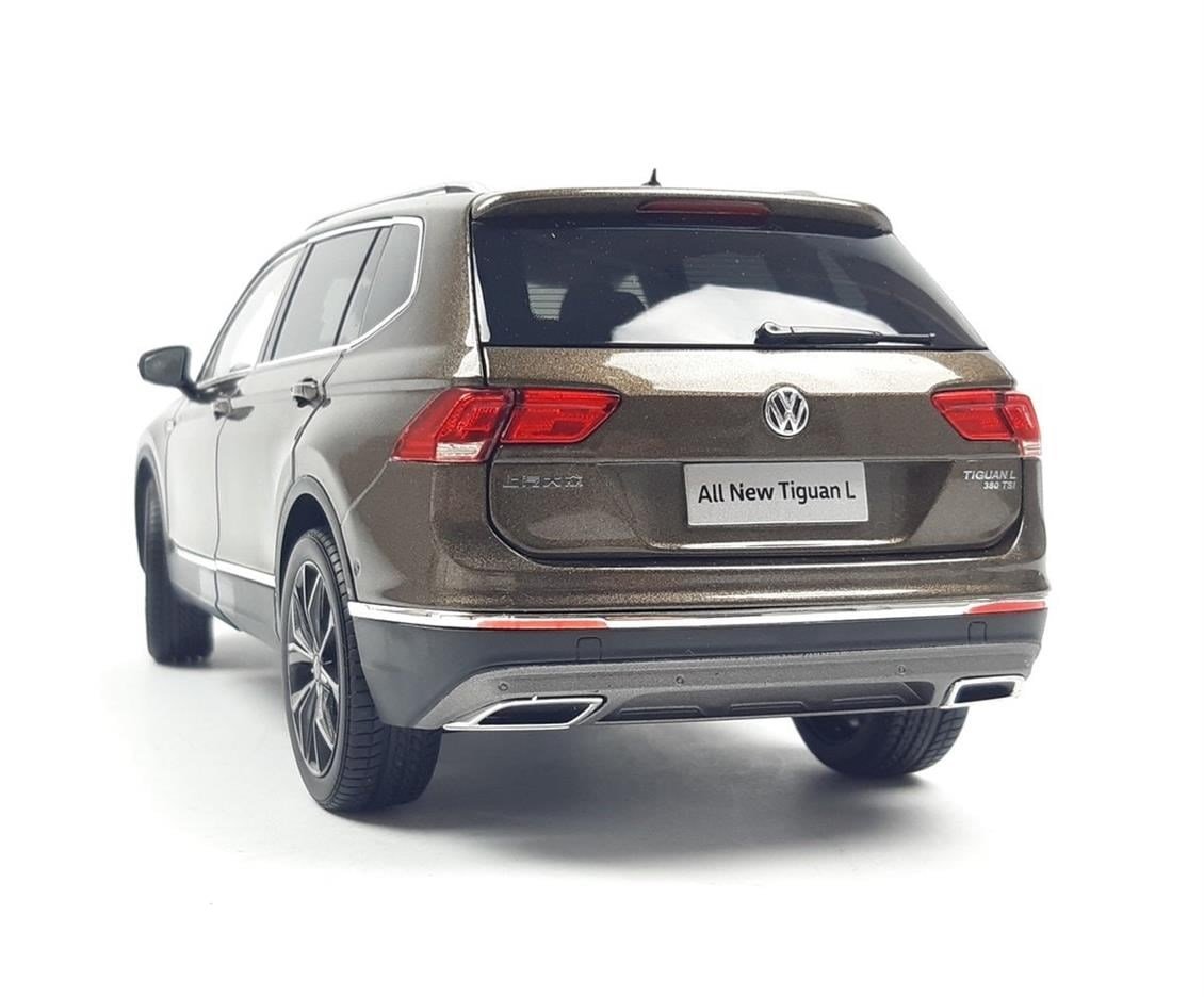Paudi Model 2386BR 1/18 Ölçek, 2017 Volkswagen Tiguan L, Kahverengi, Sergilemeye Hazır Metal Araba Modeli