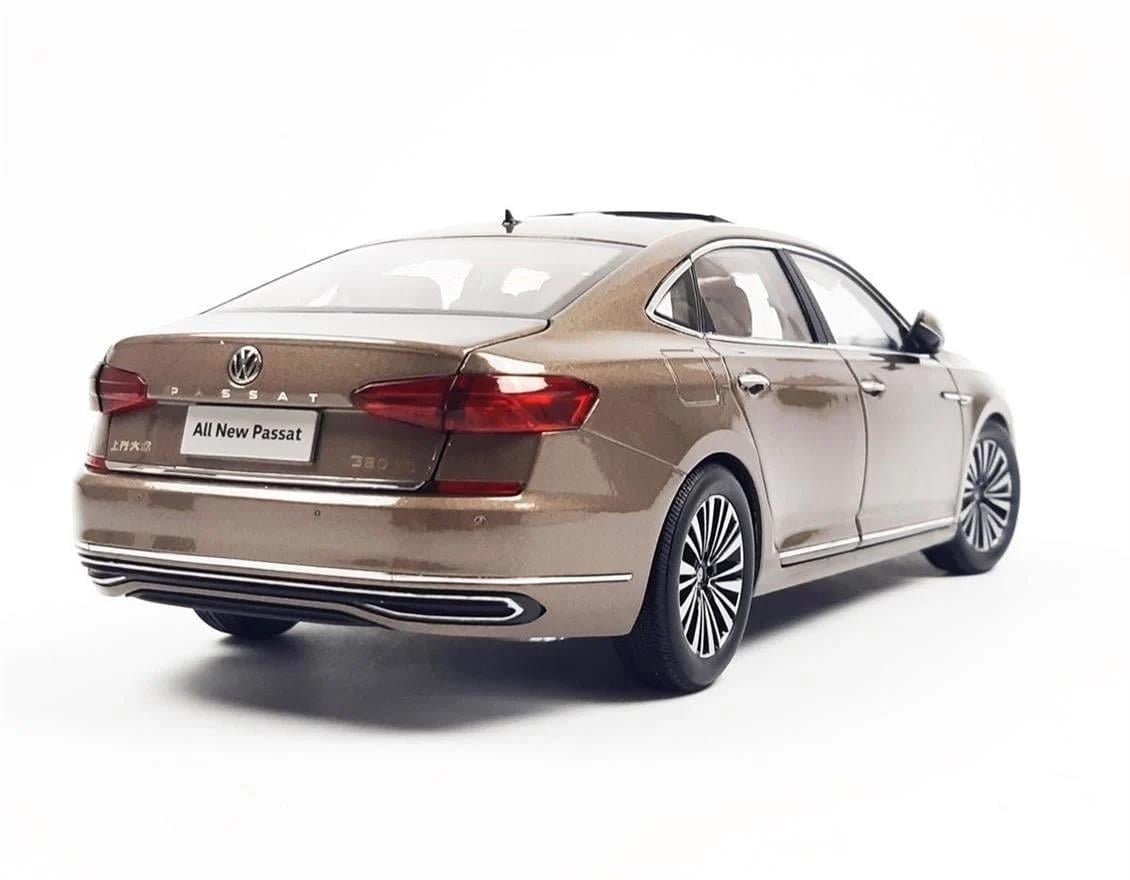Paudi Model 2534GL 1/18 Ölçek, 2019 Volkswagen Passat, Altın, Sergilemeye Hazır Metal Araba Modeli