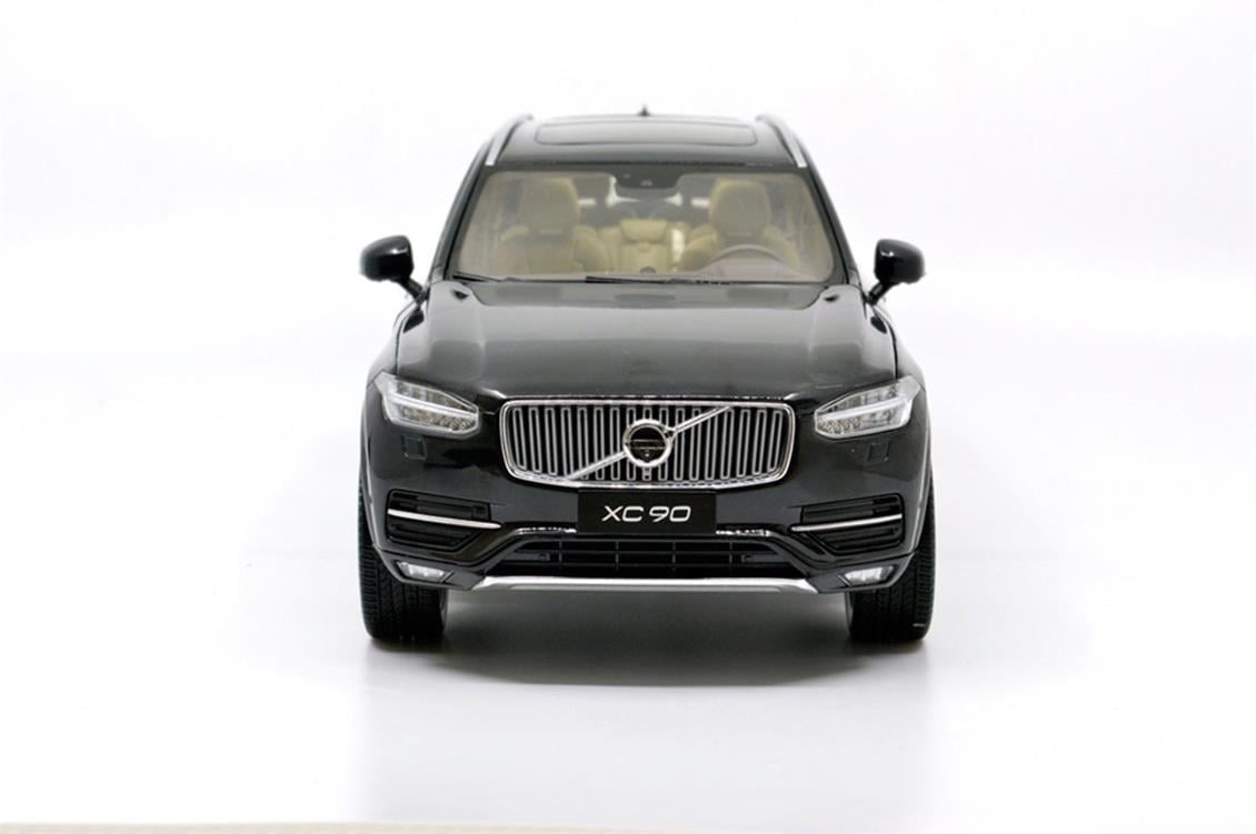 Paudi Model 2560BK 1/18 Ölçek, 2018 Volvo XC90, Siyah, Sergilemeye Hazır Metal Araba Modeli