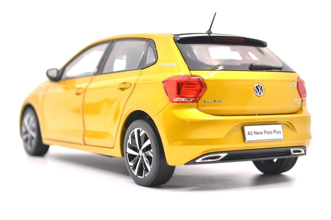 Paudi Model 2578GL 1/18 Ölçek, Volkswagen Polo Plus, Altın, Sergilemeye Hazır Metal Araba Modeli