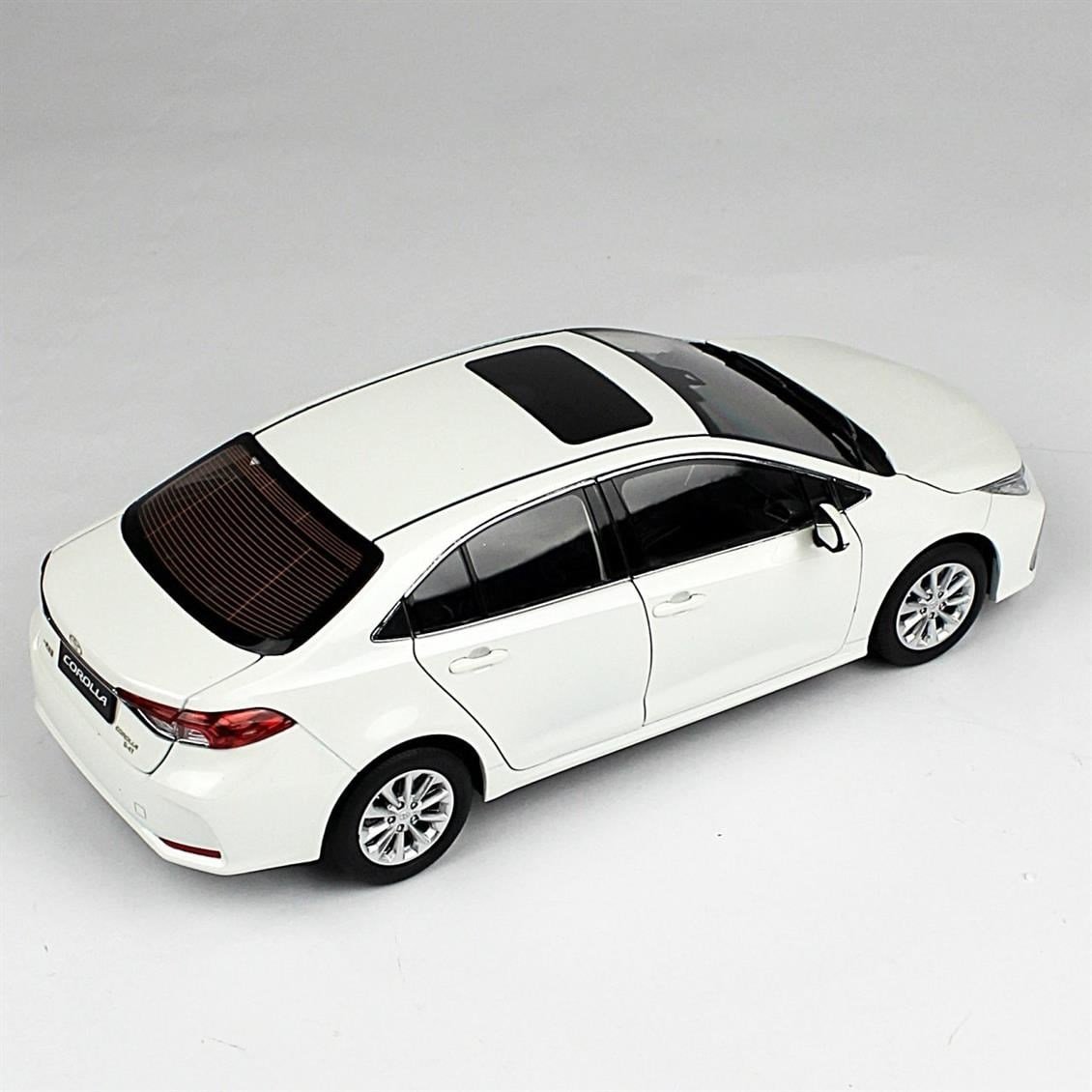Paudi Model 2590W 1/18 Ölçek, 2019 Toyota Corolla, Beyaz, Sergilemeye Hazır Metal Araba Modeli