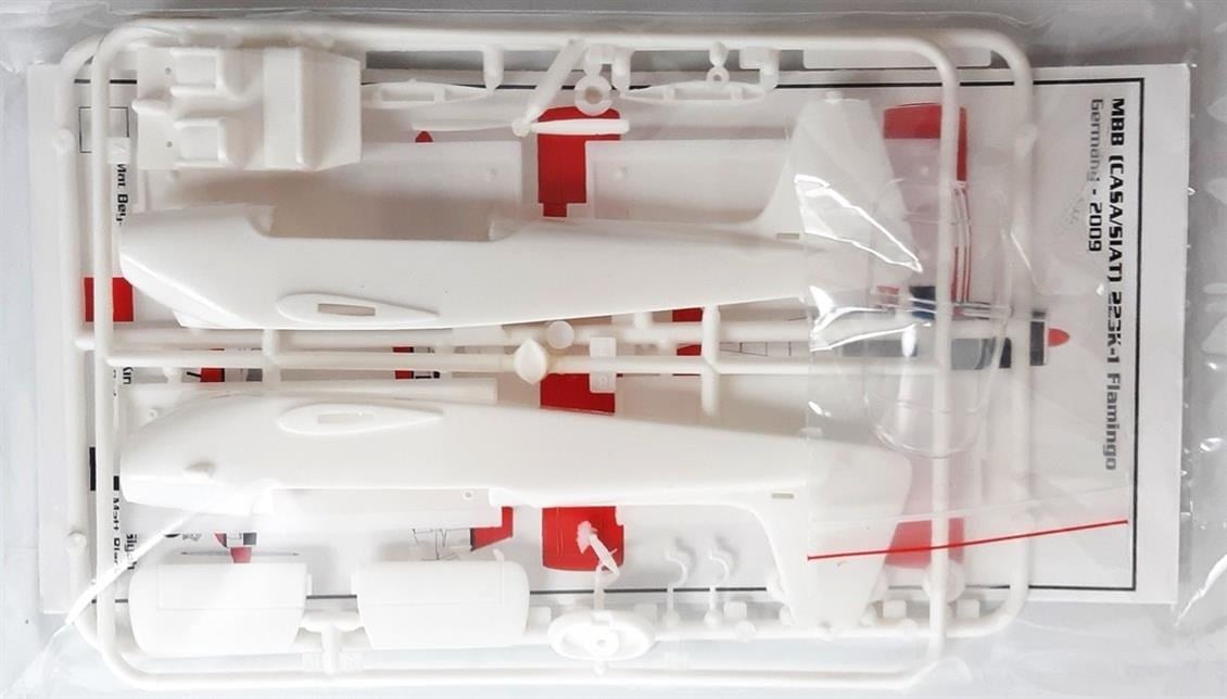 PM Model 206 1/72 Ölçek, MBB Siat 223 Flamingo Eğitim Uçağı, Plastik Model kiti