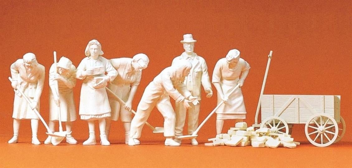 Preiser 64011 1/35 Ölçek, 1944-46 İşci Kadınlar, Boyasız Plastik Figürleri, 9 Adet