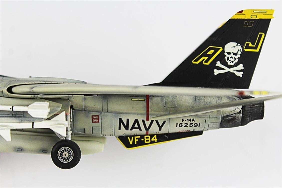 QD004 1/72 F-14A Tomcat Sergilemeye Hazır Plastik Uçak Modeli