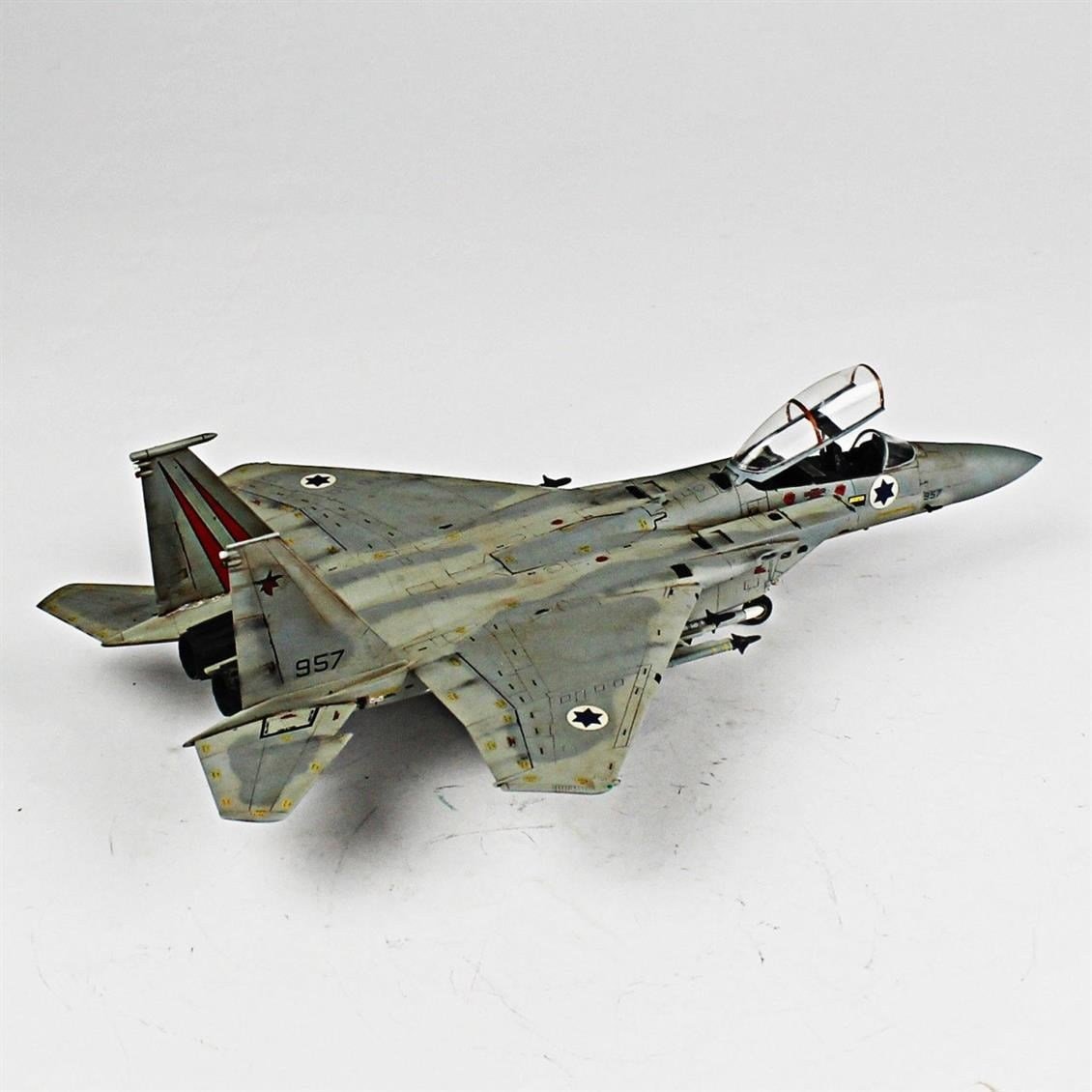 QD005 1/72 F-15D BAZ Sergilemeye Hazır Plastik Uçak Modeli