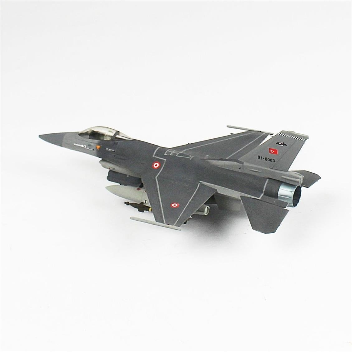 QD015 1/72 F-16C Fighting Falcon Sergilemeye Hazır Plastik Uçak Modeli