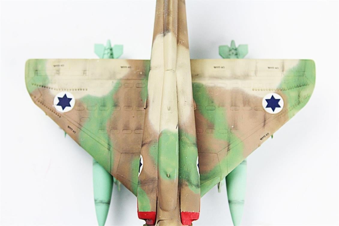 QD019 1/72 A-4E Skyhawk Sergilemeye Hazır Plastik Uçak Modeli