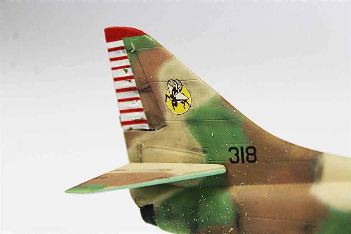 QD019 1/72 A-4E Skyhawk Sergilemeye Hazır Plastik Uçak Modeli