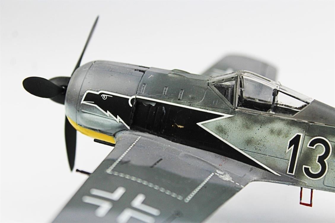 QD023 1/48 Focke-Wulf 190 A-5 Sergilemeye Hazır Plastik Uçak Modeli