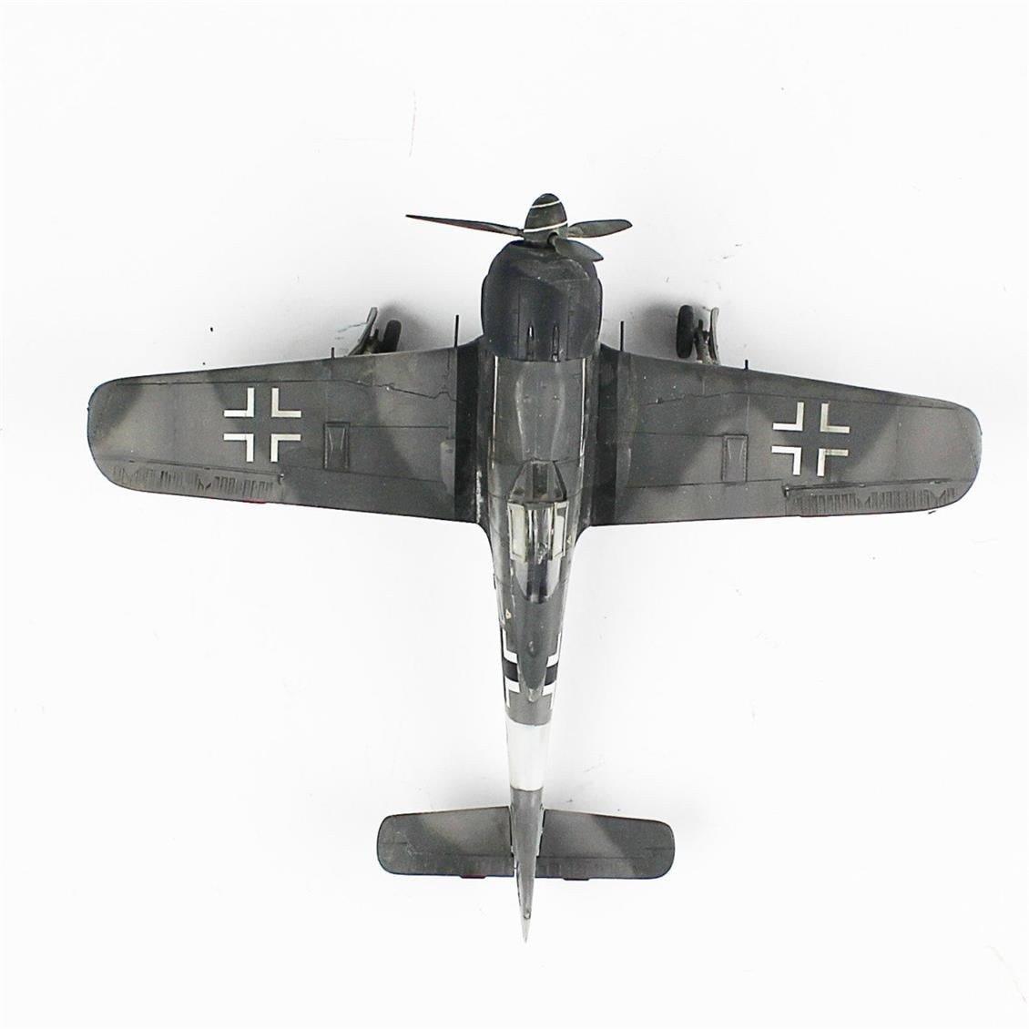 QD024 1/72 Focke-Wulf 190 A-5 Sergilemeye Hazır Plastik Uçak Modeli