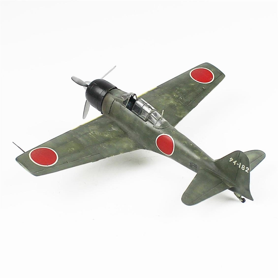 QD028 1/48 A6M Zero Fighter Sergilemeye Hazır Plastik Uçak Modeli