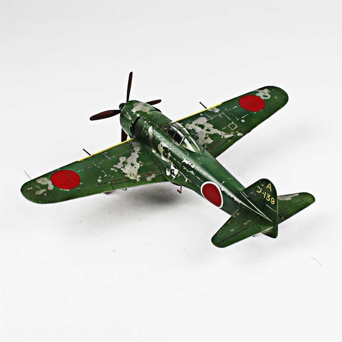 QD029 1/48 Nakajima KI-44 Sergilemeye Hazır Plastik Uçak Modeli
