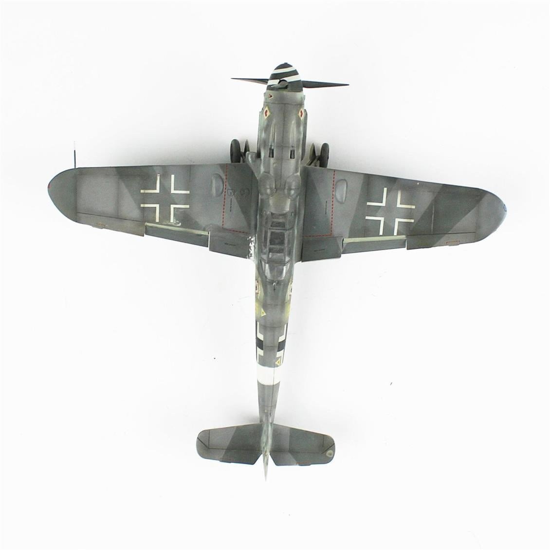 QD033 1/48 Messerschmitt Bf 109 G-6 Sergilemeye Hazır Plastik Uçak Modeli