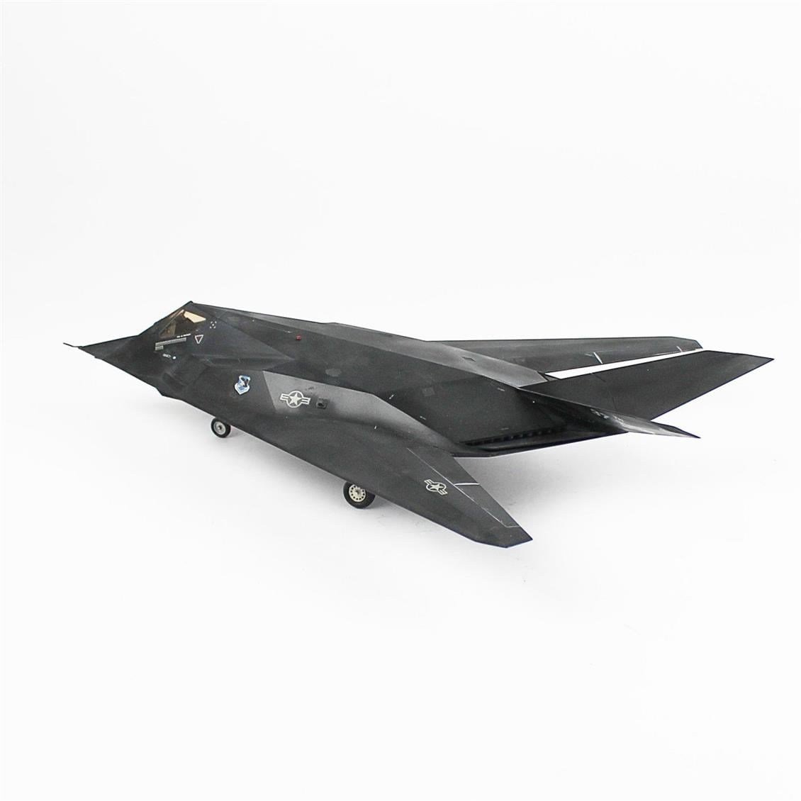 QD045  1/48 F-117A NightHawk Sergilemeye Hazır Plastik Uçak Modeli