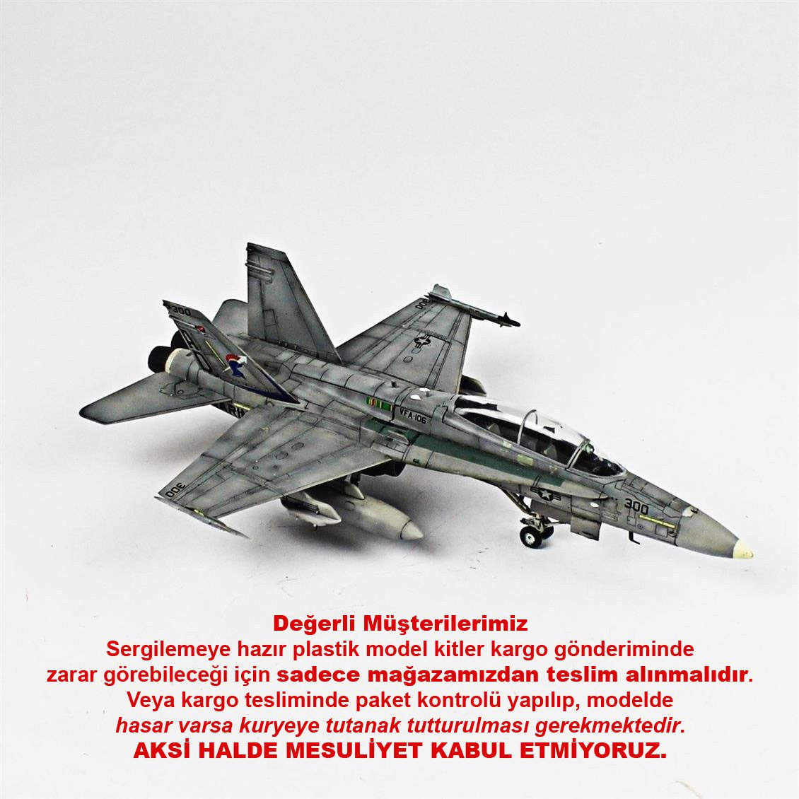 QD046 1/72 F-18D Hornet Sergilemeye Hazır Plastik Uçak Modeli