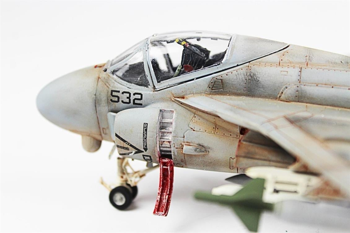 QD048 1/72 A-6E Tram Intruder Sergilemeye Hazır Plastik Uçak Modeli