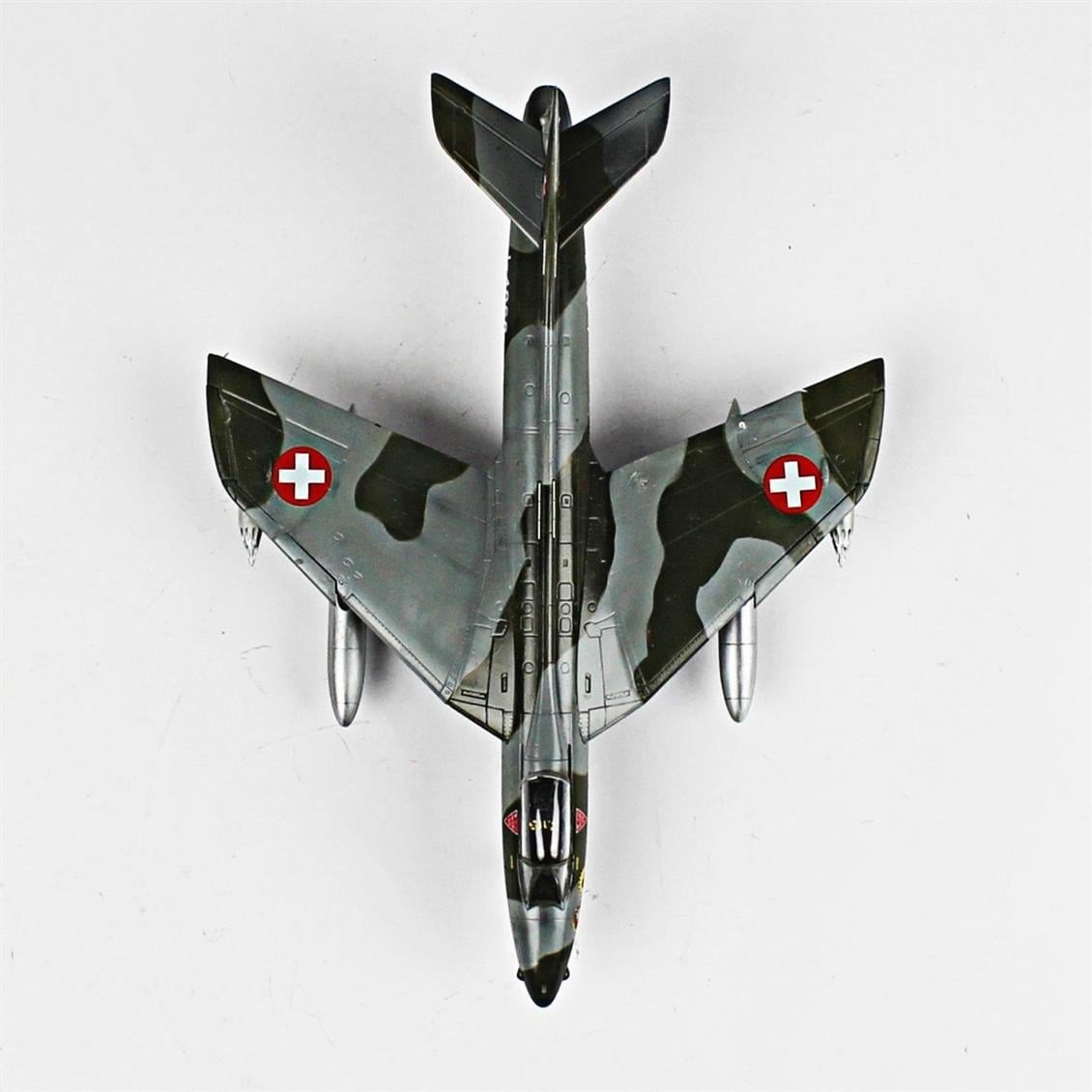 QD052 1/72 Hawker Hunter Sergilemeye Hazır Plastik Uçak Modeli