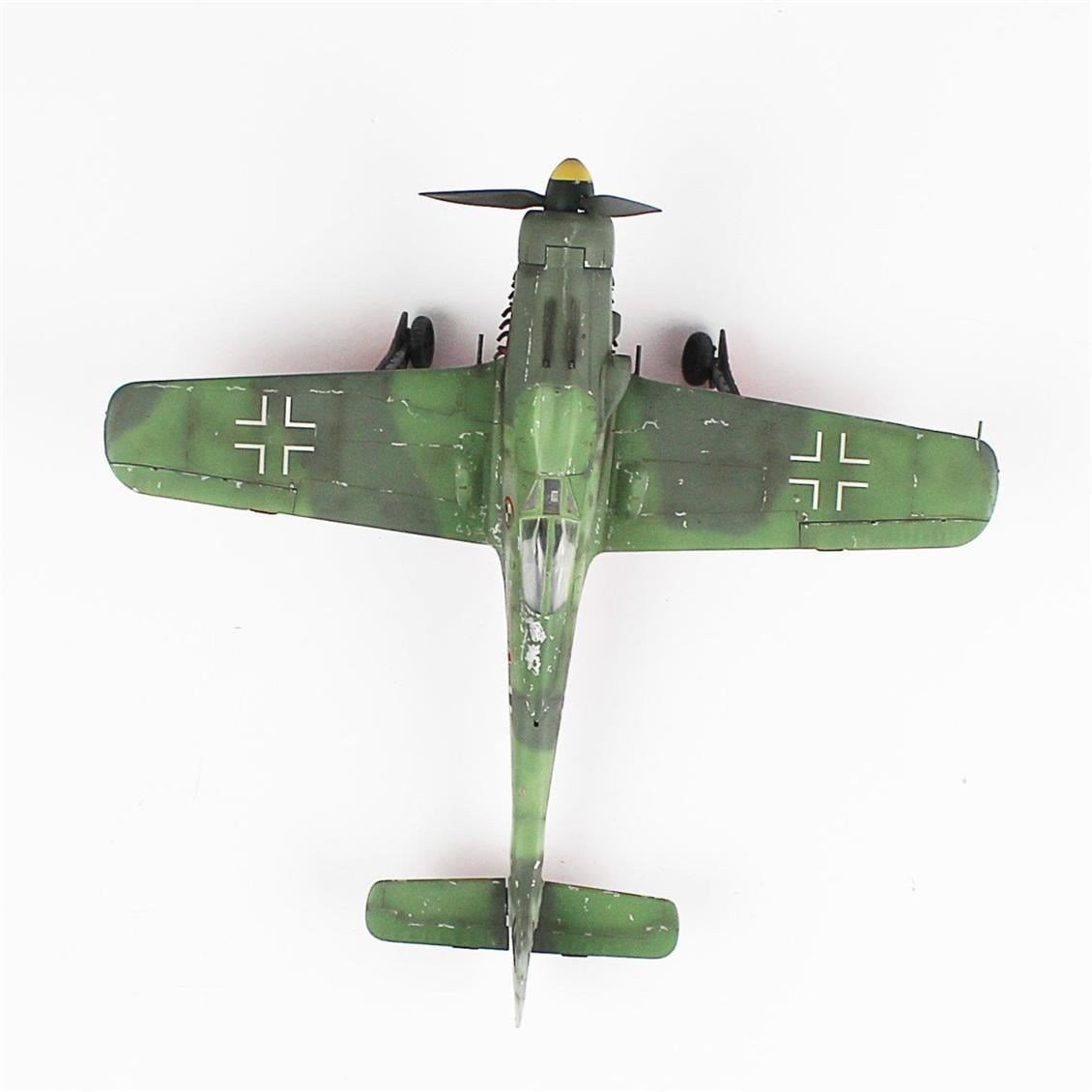 QD061 1/48 Focke-Wulf 190 D Sergilemeye Hazır Plastik Uçak Modeli