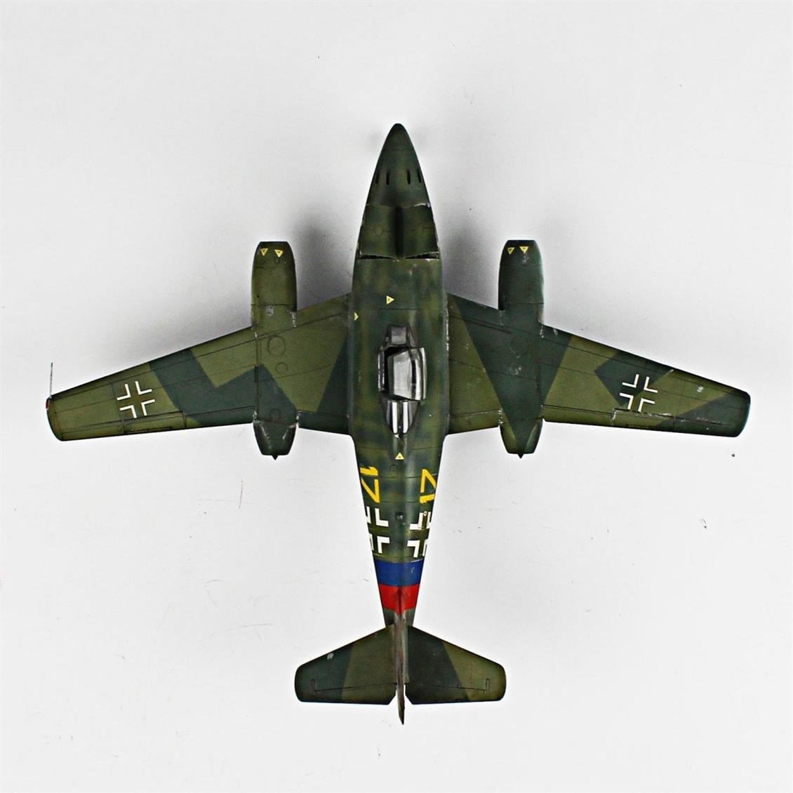 QD063 1/48 Messerschmitt Bf 262 Sergilemeye Hazır Plastik Uçak Modeli