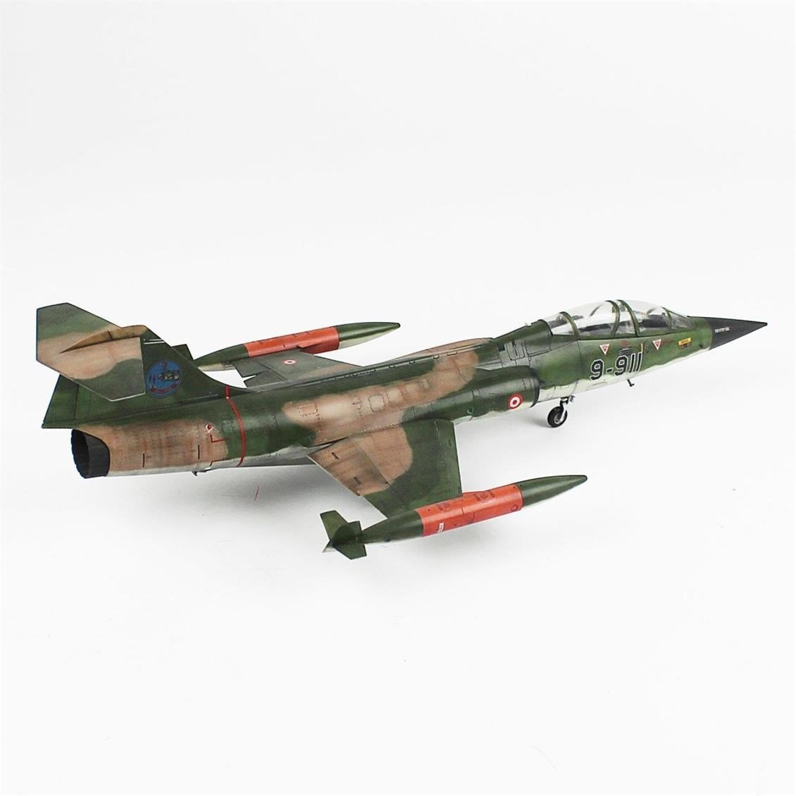 QD069 1/48 TF-104G Starfighter Sergilemeye Hazır Plastik Uçak Modeli