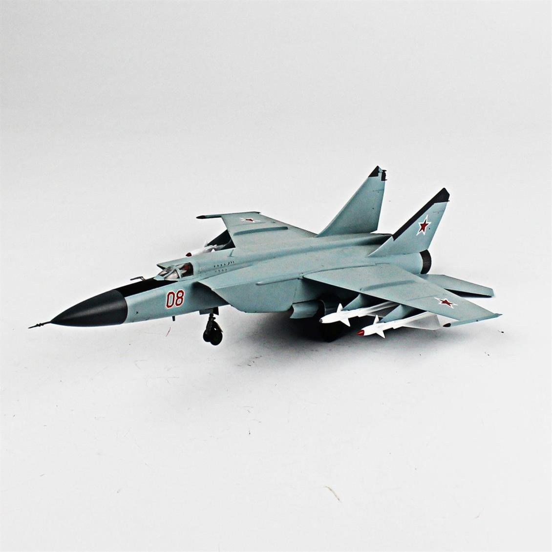 QD072 1/72 MIG-25 A Foxbot Sergilemeye Hazır Plastik Uçak Modeli