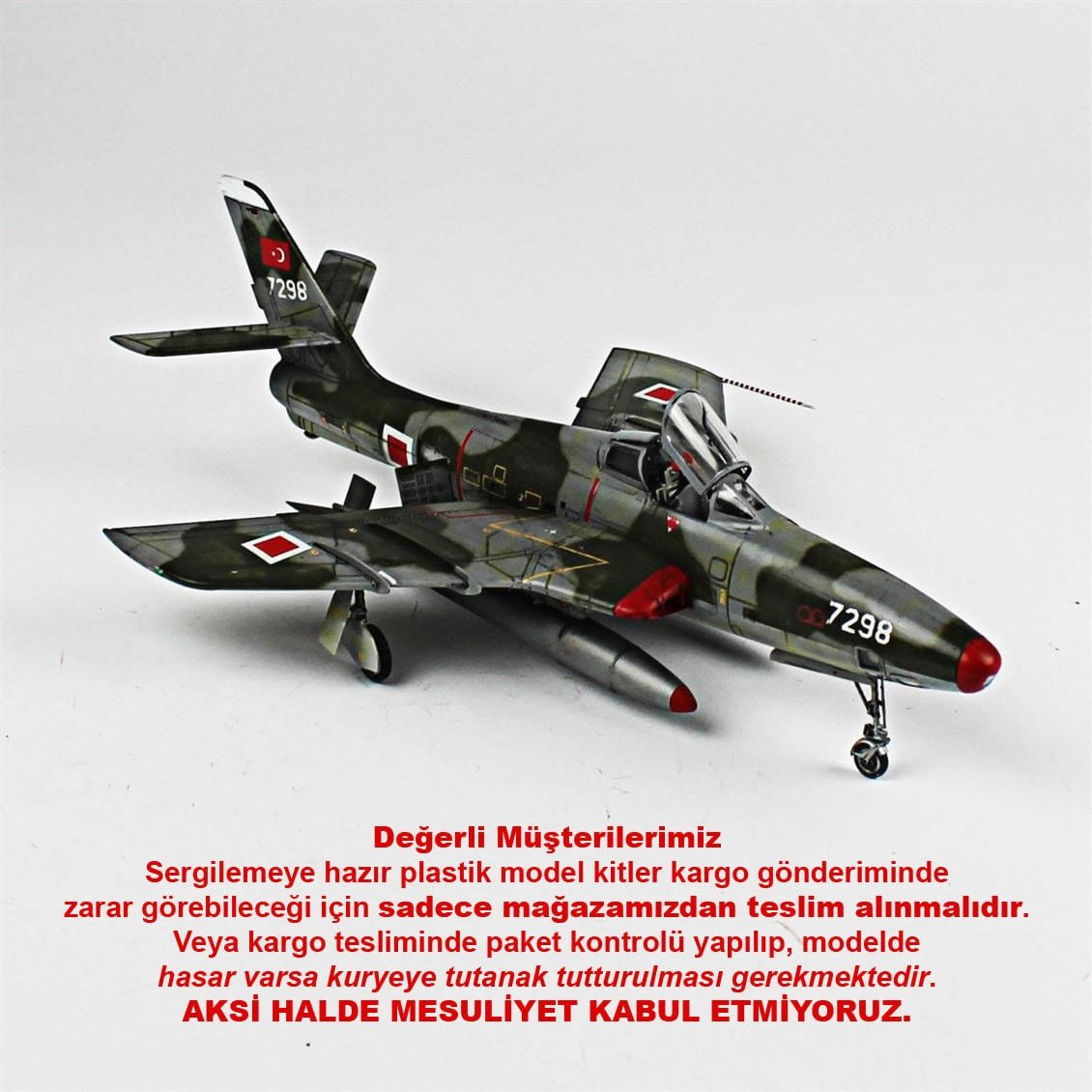QD075  1/48 RF-84F Thunderflash Sergilemeye Hazır Plastik Uçak Modeli