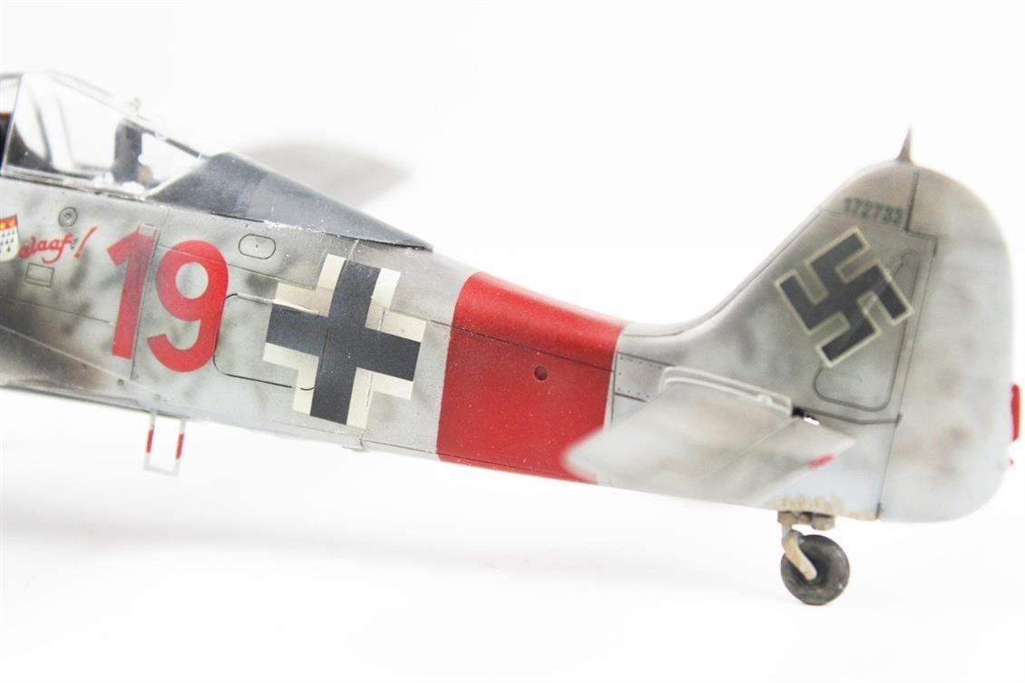 QD076 1/48 Focke-Wulf 190 A-6 Sergilemeye Hazır Plastik Uçak Modeli