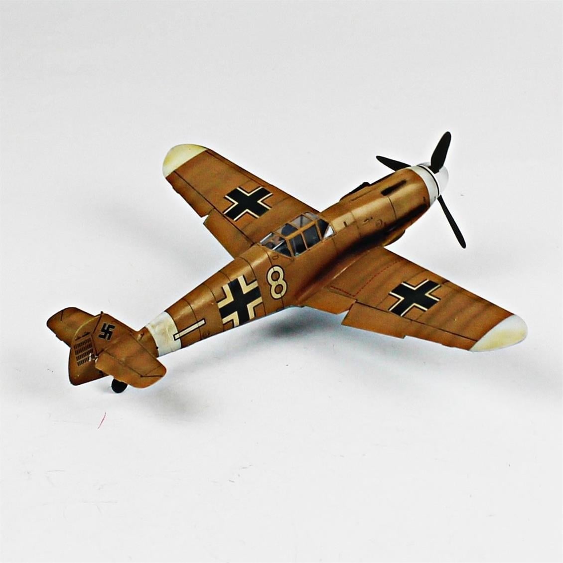 QD078 1/48 Messerschmitt Bf 109 G-2 Sergilemeye Hazır Plastik Uçak Modeli