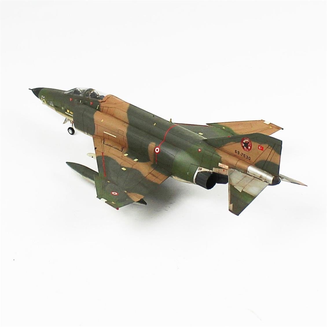 QD082 1/72 RF-4E Phantom II Sergilemeye Hazır Plastik Uçak Modeli