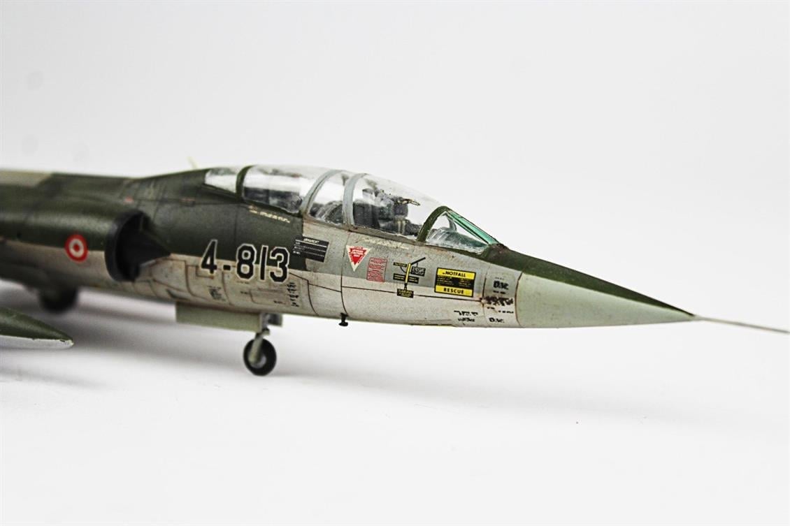 QD086 1/72 TF-104G Starfighter Sergilemeye Hazır Plastik Uçak Modeli