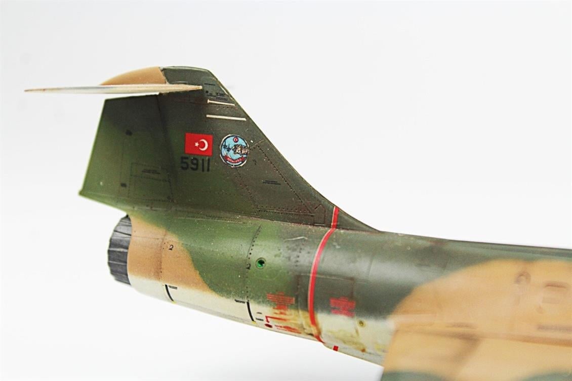 QD087 1/72 TF-104G Starfighter Sergilemeye Hazır Plastik Uçak Modeli
