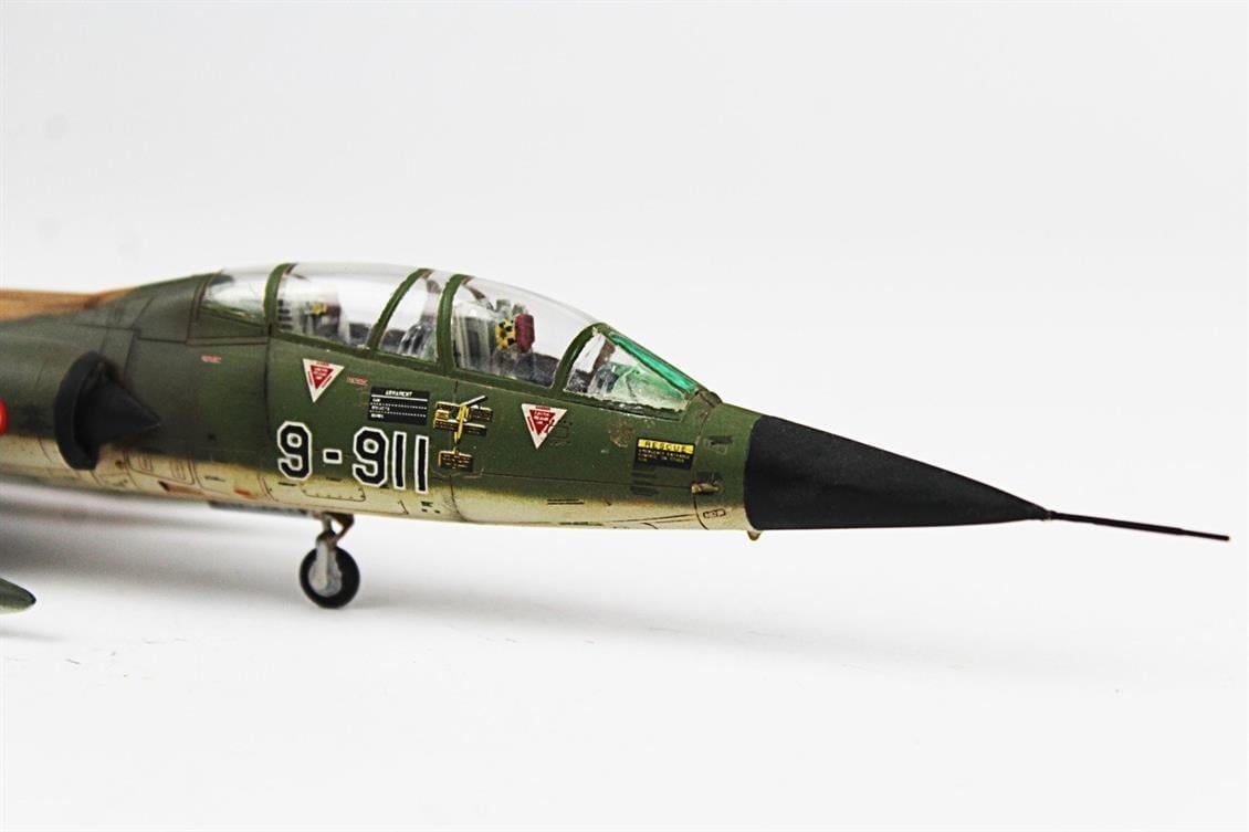 QD087 1/72 TF-104G Starfighter Sergilemeye Hazır Plastik Uçak Modeli